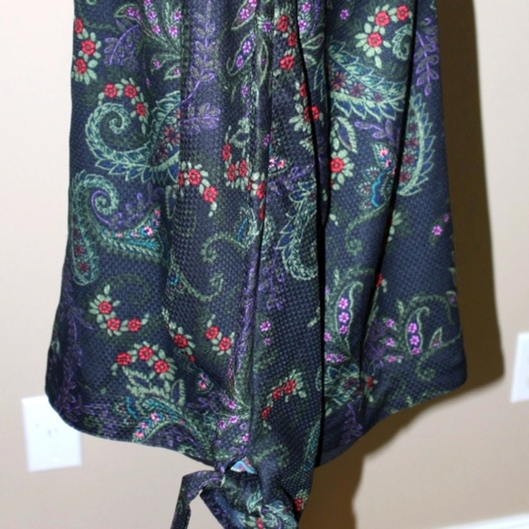 NWT Jessica Simpson Floral Paisley Blouse - Picture 5 of 10